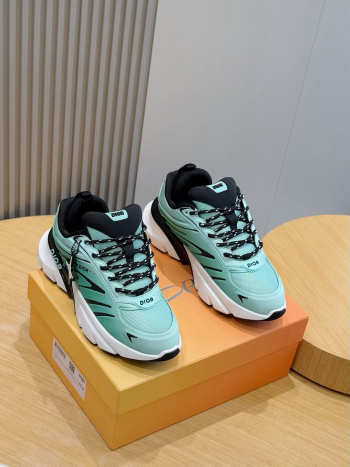 Uubags Dior And Lewis Hamilton B44 Blade Sneaker Gradient Green Technical Mesh
