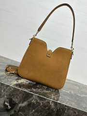 Uubags Celine Small Camille 16 Soft Bag In Nubuck Calfskin 24.5x21.5x5cm - 4
