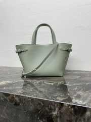 Uubags Celine Mini Cabas Anais Cuir Triomphe in Grained calfskin Bag In Light Gray 20x21x10cm - 5