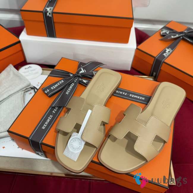 Uubags Hermes Oran sandal in box calfskin beige - 1