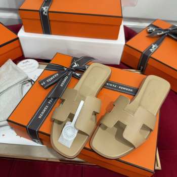 Uubags Hermes Oran sandal in box calfskin beige
