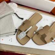 Uubags Hermes Oran sandal in box calfskin beige - 3