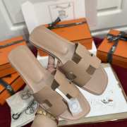 Uubags Hermes Oran sandal in epsom calfskin beige perlino - 2