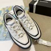 Uubags Chanel Calfskin, Suede Calfskin & Lambskin In White & Black - 5