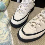 Uubags Chanel Calfskin, Suede Calfskin & Lambskin In White & Black - 3