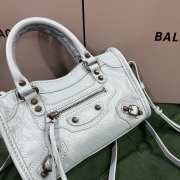 Uubags Balenciaga Le City Bag Nano in light blue Arena Storico lambskin, brass hardware 18x12x6cm - 3