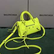 Uubags Balenciaga Le City Bag Nano in granny green Arena Storico lambskin, brass hardware 18x12x6cm - 5
