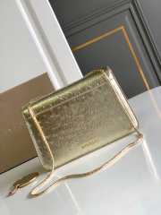 Uubags Bvlgari Serpenti Forever medium top handle bag in light gold 25x16.5x8cm - 6