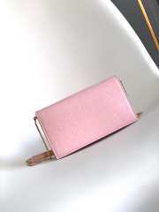 Uubags Bvlgari Logo chain wallet in light pink calfskin 19x10.5x4.5cm - 1
