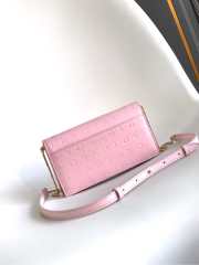 Uubags Bvlgari Logo chain wallet in light pink calfskin 19x10.5x4.5cm - 5