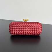 Uubags Bottega Veneta red intrecciato woven satin knot clutch bag with gold buckle 25x10x5cm - 1