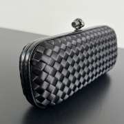 Uubags Bottega Veneta black intrecciato woven satin knot clutch bag with silver buckle 25x10x5cm - 4