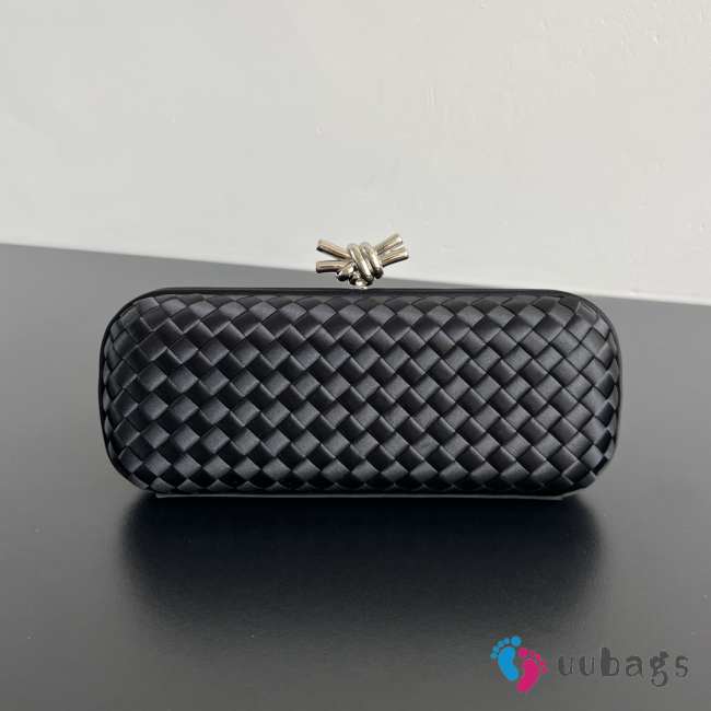 Uubags Bottega Veneta black intrecciato woven satin knot clutch bag with silver buckle 02 25x10x5cm - 1