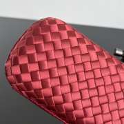 Uubags Bottega Veneta red intrecciato woven satin knot clutch bag with silver buckle 25x10x5cm - 3