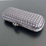 Uubags Bottega Veneta purple intrecciato woven satin knot clutch bag 01 25x10x5cm - 2