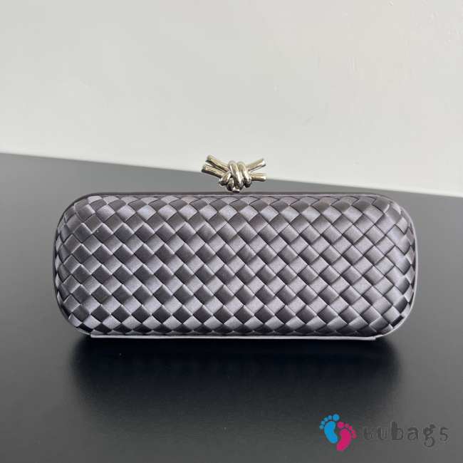 Uubags Bottega Veneta purple intrecciato woven satin knot clutch bag 02 25x10x5cm - 1