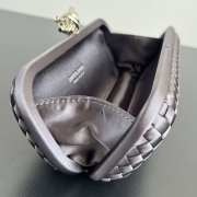 Uubags Bottega Veneta purple intrecciato woven satin knot clutch bag 02 25x10x5cm - 3