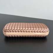 Uubags Bottega Veneta orange intrecciato woven satin knot clutch bag 25x10x5cm - 4