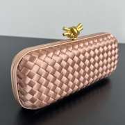 Uubags Bottega Veneta orange intrecciato woven satin knot clutch bag 02 25x10x5cm - 4