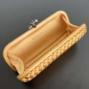 Uubags Bottega Veneta yellow intrecciato woven satin knot clutch bag 25x10x5cm - 4