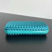 Uubags Bottega Veneta blue intrecciato woven satin knot clutch bag 25x10x5cm - 6