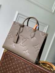 Uubags Louis Vuitton M25523 OnTheGo MM Bag In Smoke 35x27x14cm  - 1