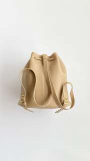 Uubags Loro Piana Extra Drawstring backpack L27 Calfskin In Beige/Sun Gold 25x27x14cm - 6