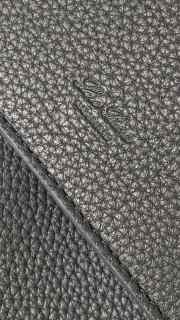 Uubags Loro Piana Extra Drawstring backpack L27 Calfskin In Black/Sun Gold 25x27x14cm - 5