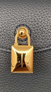 Uubags Loro Piana Extra Drawstring backpack L27 Calfskin In Black/Sun Gold 25x27x14cm - 2