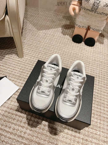 Uubags Chanel Trainers Fabric & Laminated In White & Silver 1cm