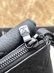 Uubags Louis Vuitton Pochette S‑Lock In Black Monogram 28x22.5x3.5cm - 4