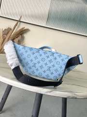 Uubags Louis Vuitton M14782 Rush Fanny Pack Monogram Shadow In Blue 30x15x8cm - 3