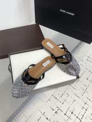 Uubags Alaïa Infradito Flat Mules In Fishnet And Leather Crystal  - 2