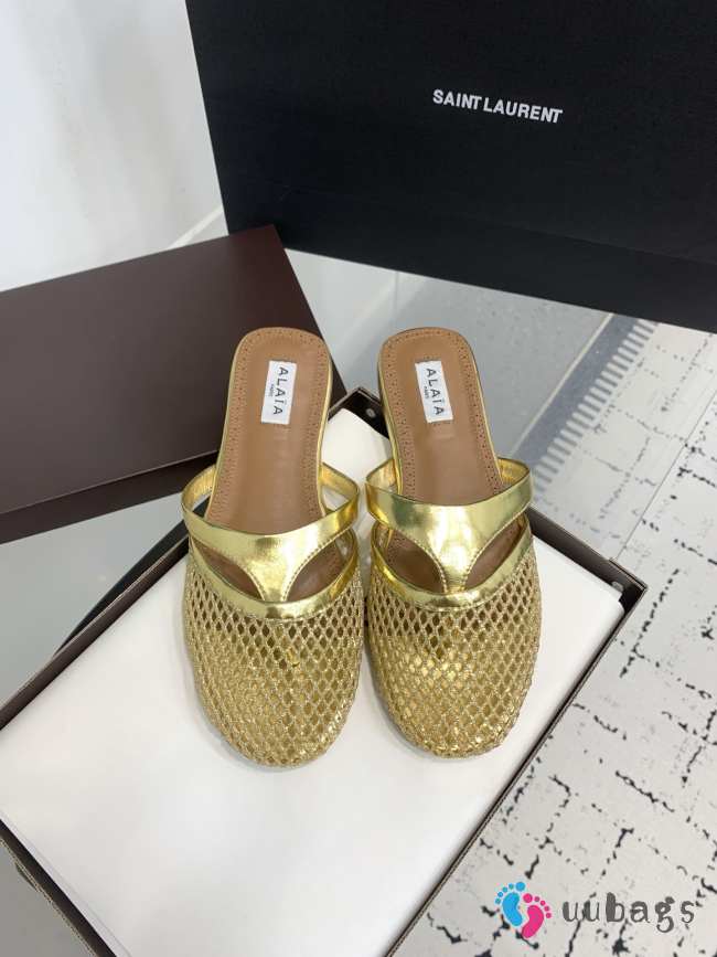Uubags Alaïa Infradito Flat Mules In Fishnet And Leather Gold - 1