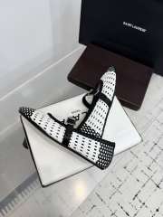 Uubags Alaïa Woven Leather Mary Jane Flats In White/ Black - 5