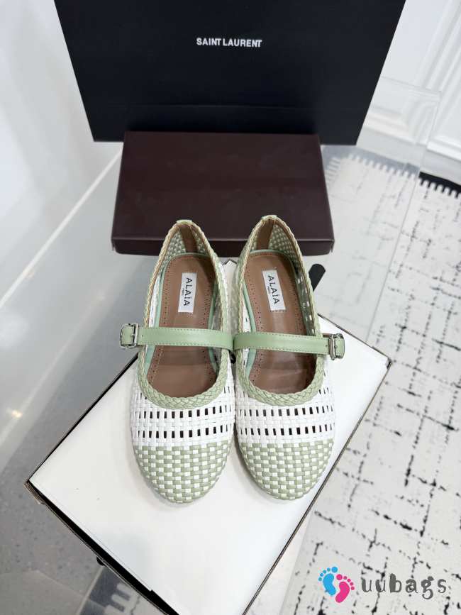 Uubags Alaïa Woven Leather Mary Jane Flats In White/ Light Green - 1