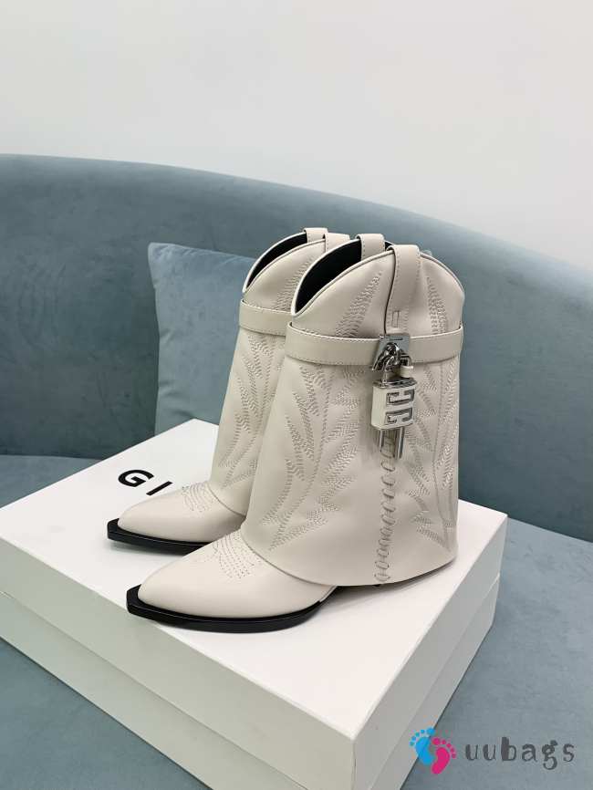 Uubags Givenchy White Leather Cowboy Ankle Boots with 4G Padlock 6cm - 1