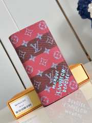 Uubags Louis Vuitton M26539 Brazza Wallet in Monogram Canvas with Graffiti Print Red 19x10x2cm - 1