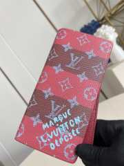 Uubags Louis Vuitton M26539 Brazza Wallet in Monogram Canvas with Graffiti Print Red 19x10x2cm - 5