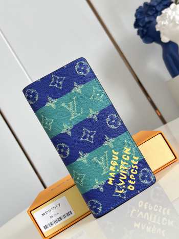 Uubags Louis Vuitton M26539 Brazza Wallet in Monogram Canvas with Graffiti Print Blue Stripes 19x10x2cm
