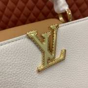 Uubags Louis Vuitton M25466 Capucines BB Bag In Cream/Arizona Beige 27x17.3x9cm - 5