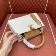 Uubags Louis Vuitton M25466 Capucines BB Bag In Cream/Arizona Beige 27x17.3x9cm - 2