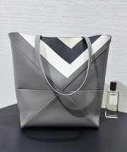 Uubags Loewe x Albers Puzzlefold Medium Tote in Napa Calfskin In Gray/Light Ghost 31.5x25.5x14.5cm - 5