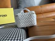 Uubags Fendi Vanity Pink nappa leather mini bag with FF motif in white 16x8x11cm - 4