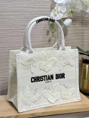 Uubags Christian Dior Medium Book Tote Bag in Embroidered Butterfly Lace In Off-White 26.5x21x14cm - 6