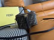 Uubags Fendi FF Monogram Mini Camera Case Vanity Bag 16x8x11cm - 5