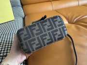 Uubags Fendi FF Monogram Mini Camera Case Vanity Bag 16x8x11cm - 4
