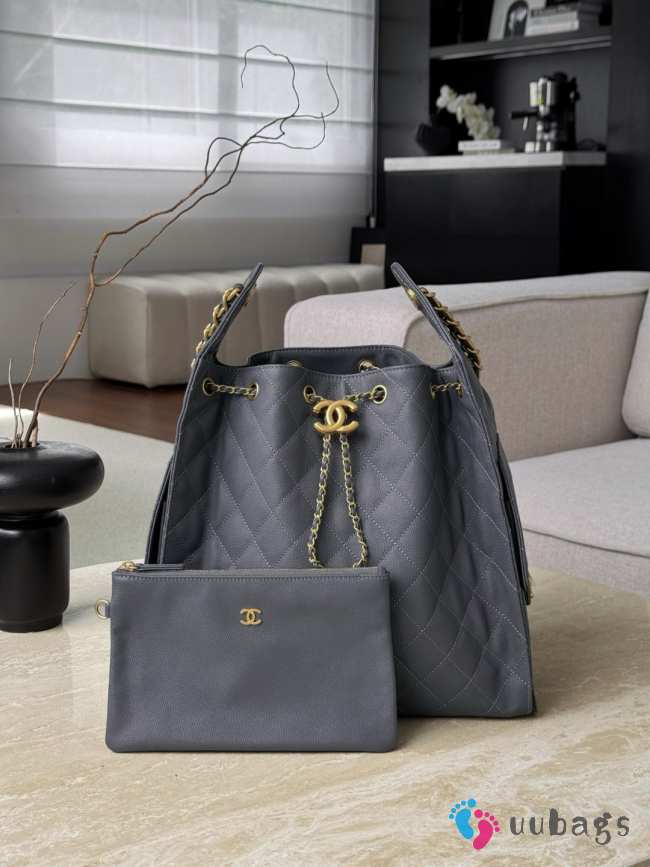 Uubags Chanel 25 medium handbag canvas & gold metal in grey 40x30x15cm - 1