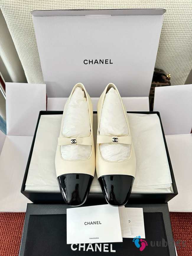 Uubags Chanel classic two-tone black/ white ballerina flats  - 1