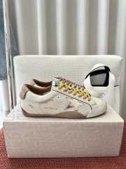Uubags Golden Goose True-Star Leather Low-Top Trainers in Natural - 5